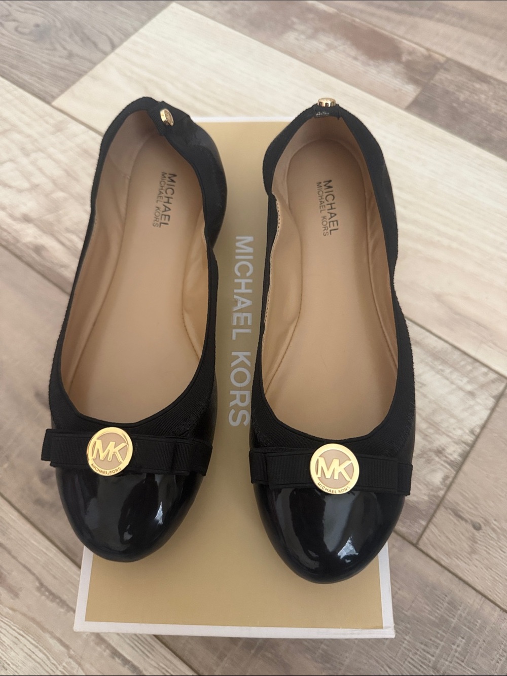 Michael Kors Black Patent Toe Logo Ballet Flats